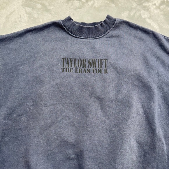 Taylor Swift The Eras Tour Sweatshirt Small Blue Crewneck Concert Merch - Picture 2 of 9